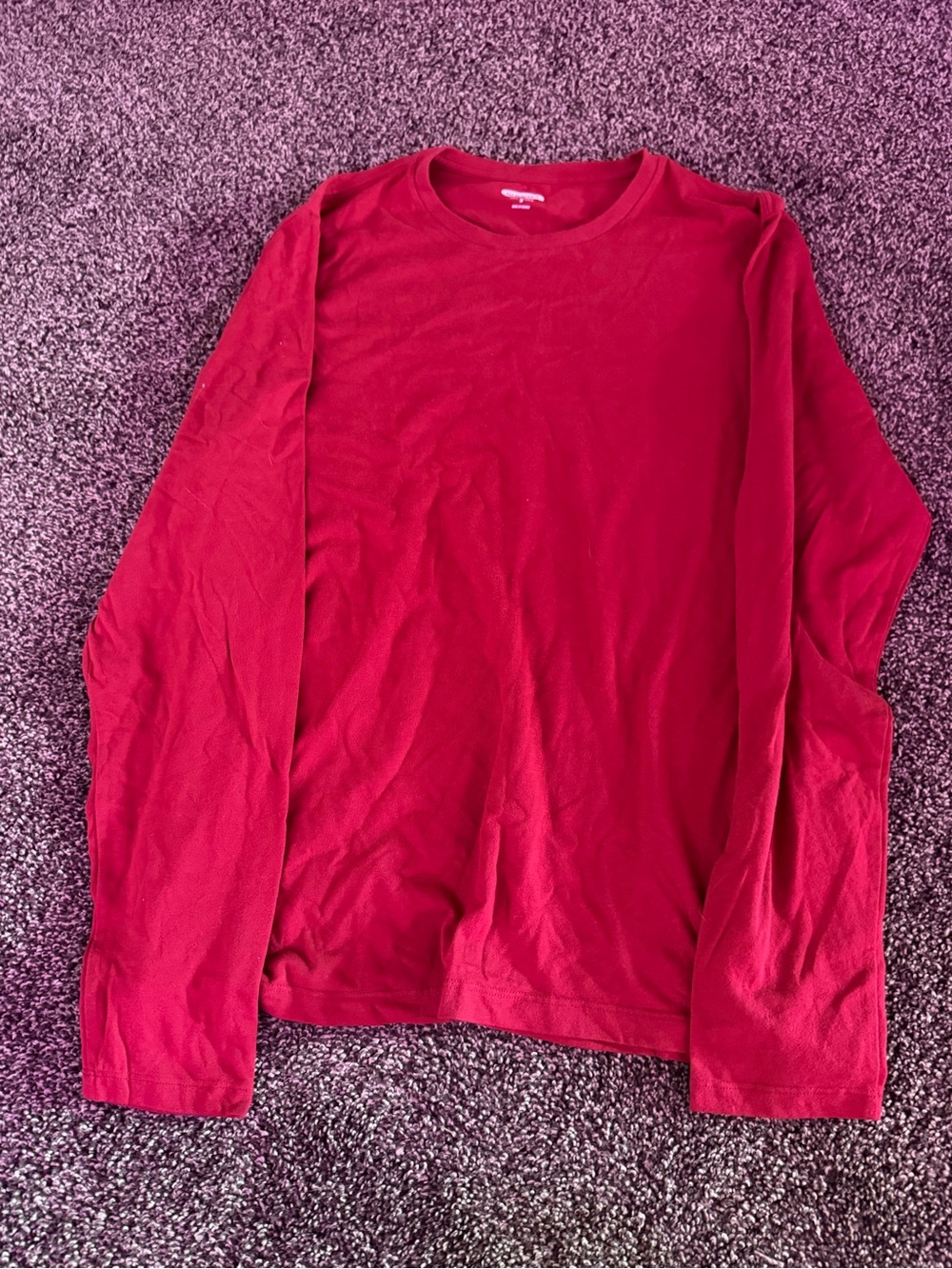 Old Navy Men's Red Long Sleeve Crew Neck Tee